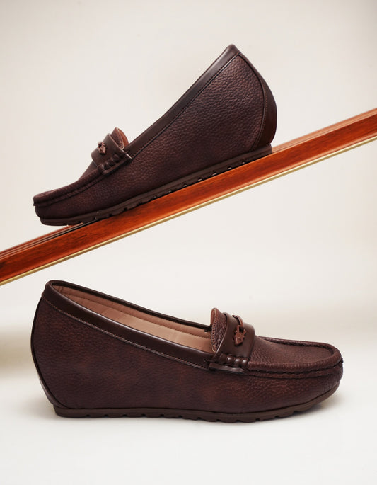Classic Pebble Texture Slip-On Wedge Loafers