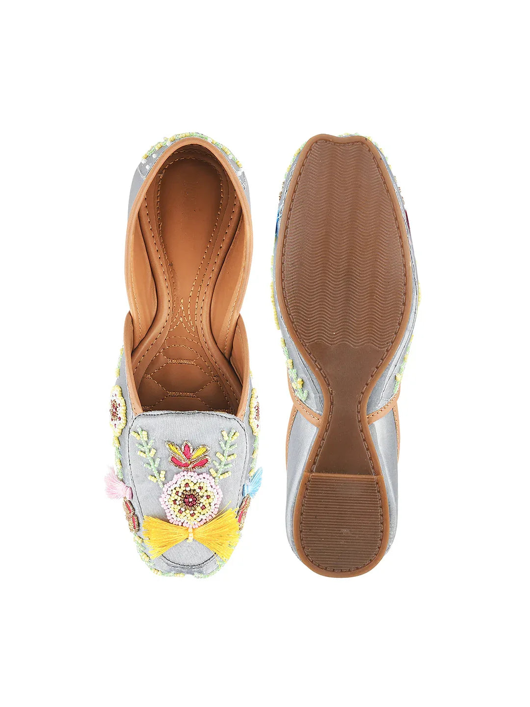 Floral Thread Embroidered Wedge Juttis