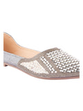 TRYME Ethnic Women's Stone Pearl Embellished Juttis