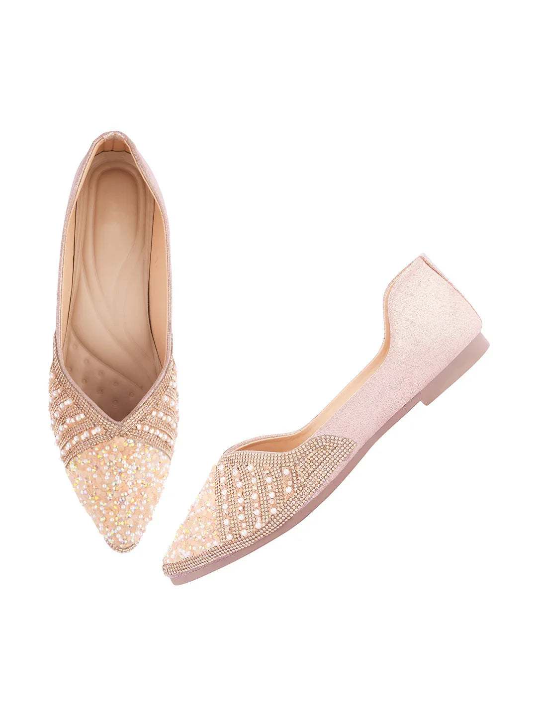 TRYME Floral Embellished Stone Beaded Women's Festive Juttis