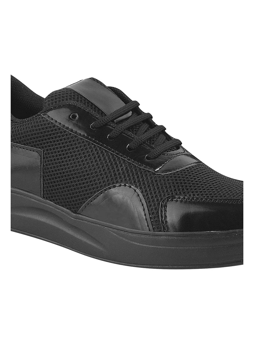 Modern Move Lace-Up Shoes
