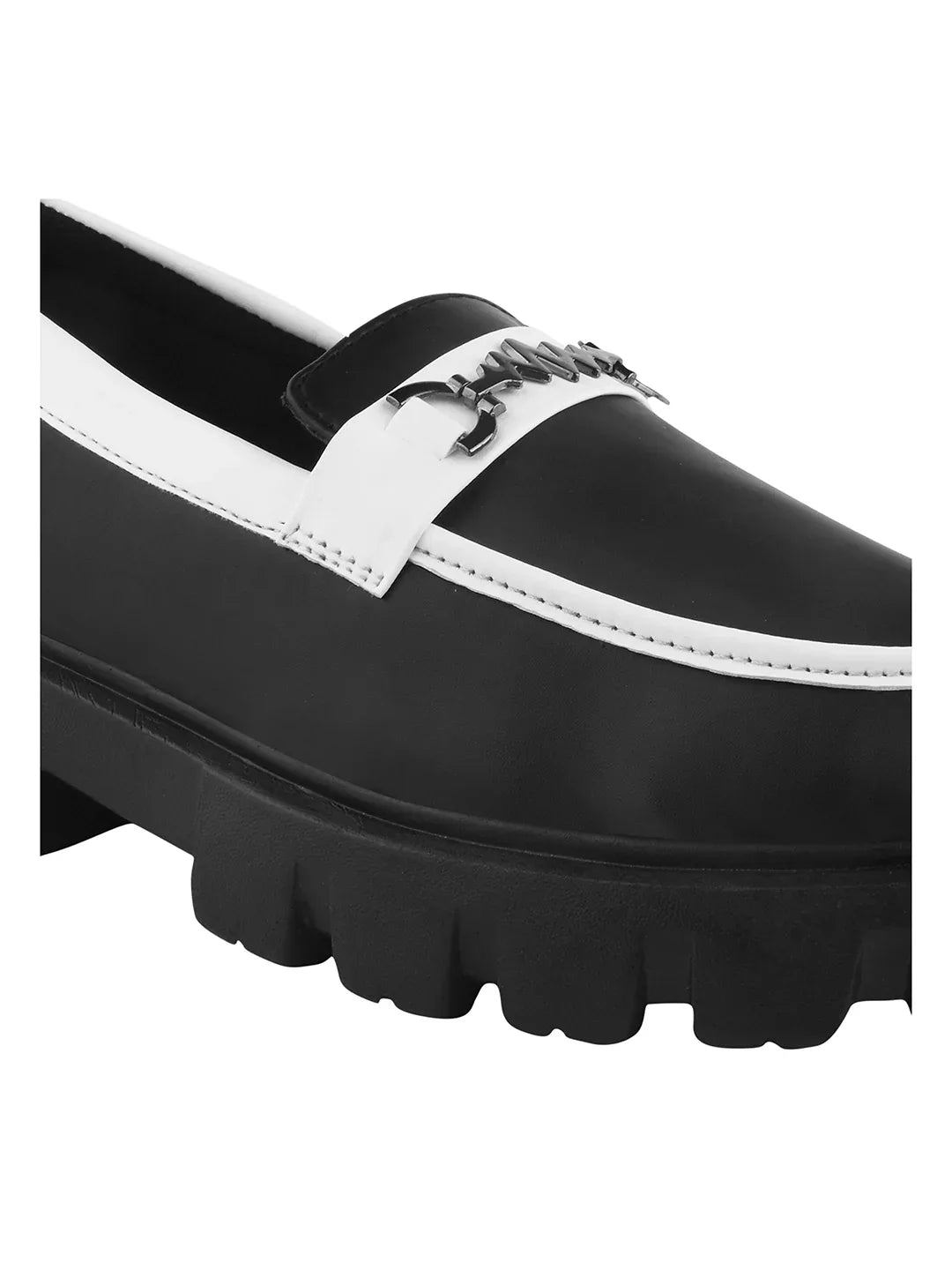 Modern Link Casual Loafers