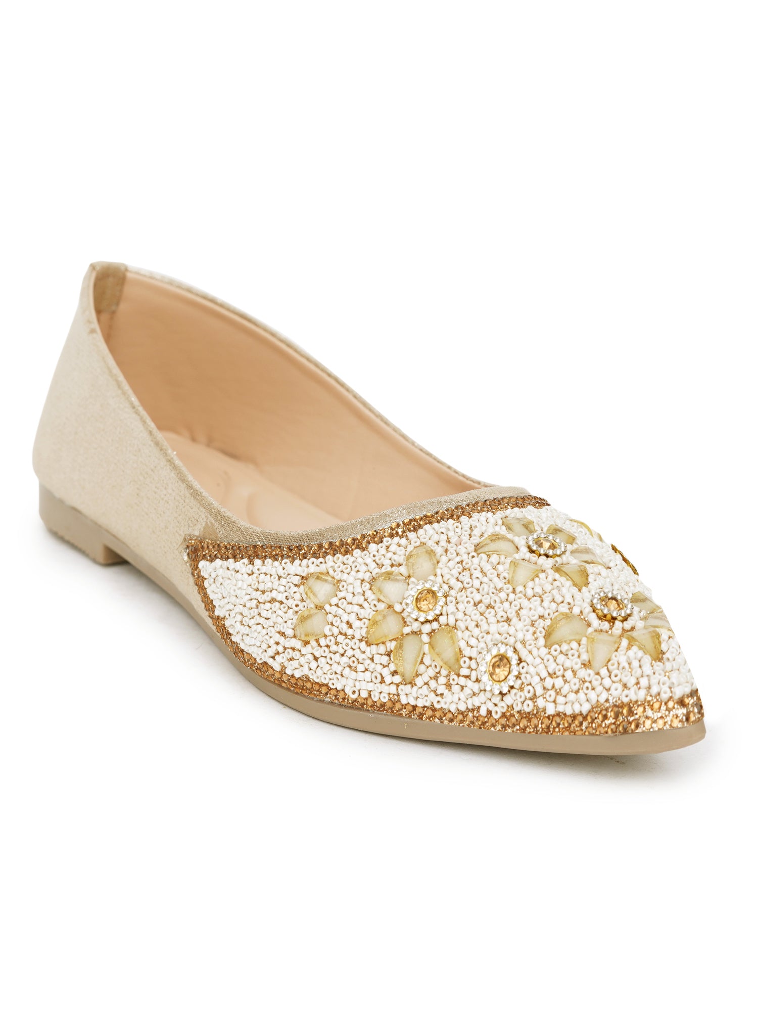 Blossom pearls & stone Embellished Pointed Desi Juttis