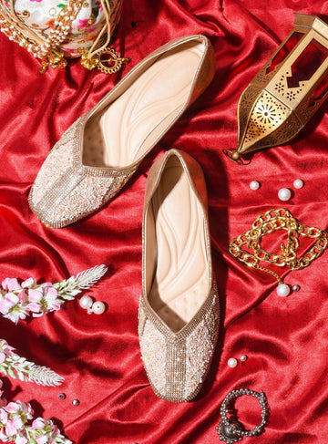 TRYME Festive Square Toe Embellished Stone Women's Juttis