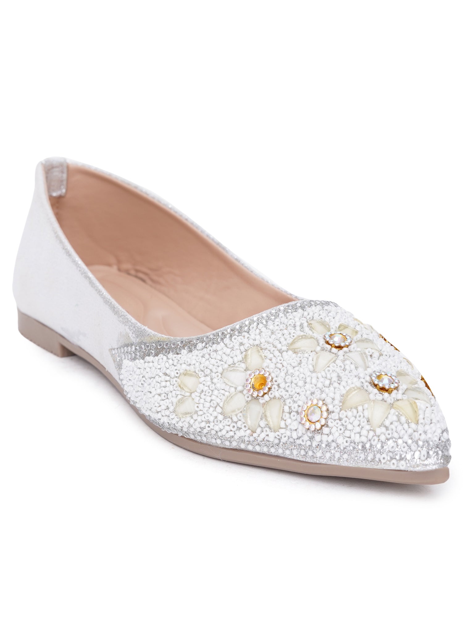 Blossom pearls & stone Embellished Pointed Desi Juttis