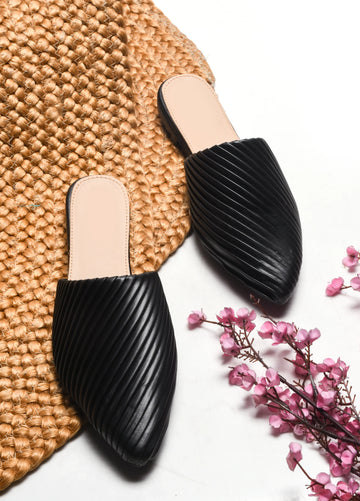 Modern Ribbed Finish Pointed Toe Mules