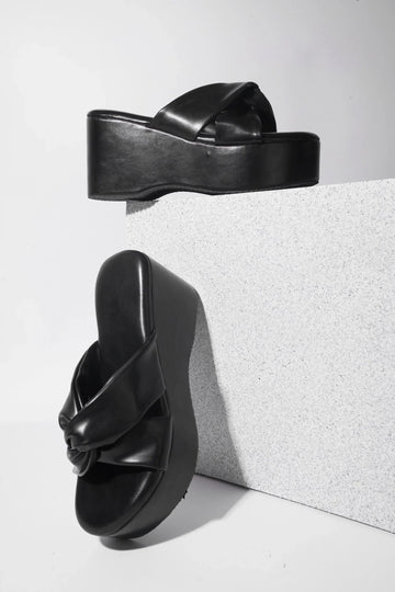 Urban Knot Wedge Sliders