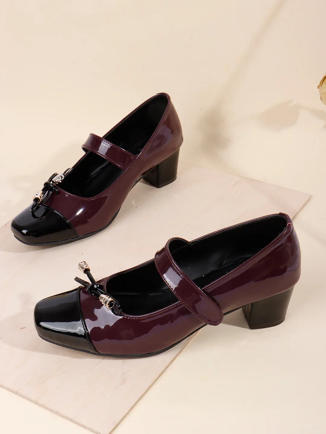 Classic Strap Detail Mid Heel Shoes