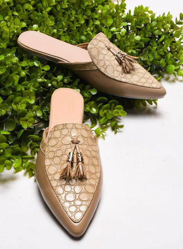 Minimal Tassel Detail Pointed Mule Flats