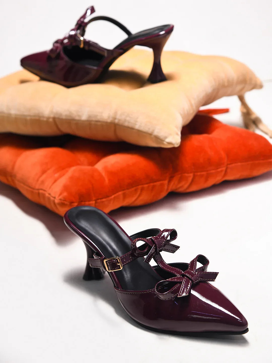 Patent Finish Bow-Detail Kitten Heel Mules