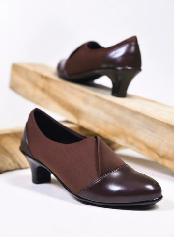 Classic Two-Tone Formal Pumps