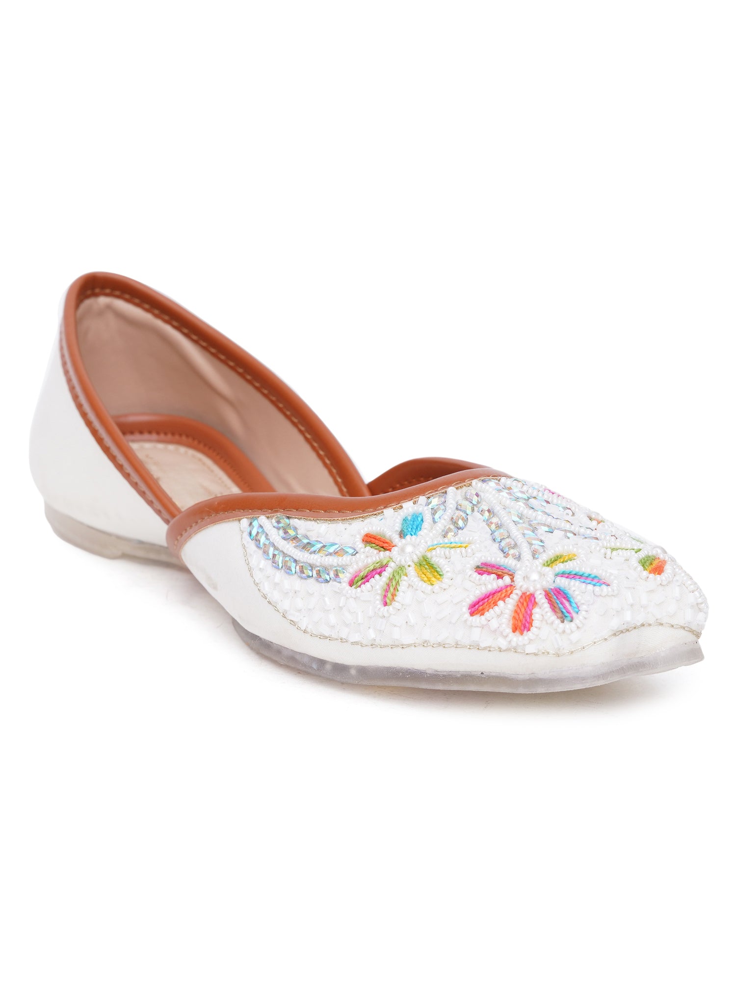 Daisy Charm Colorful Floral Embroidered Traditional Jutis