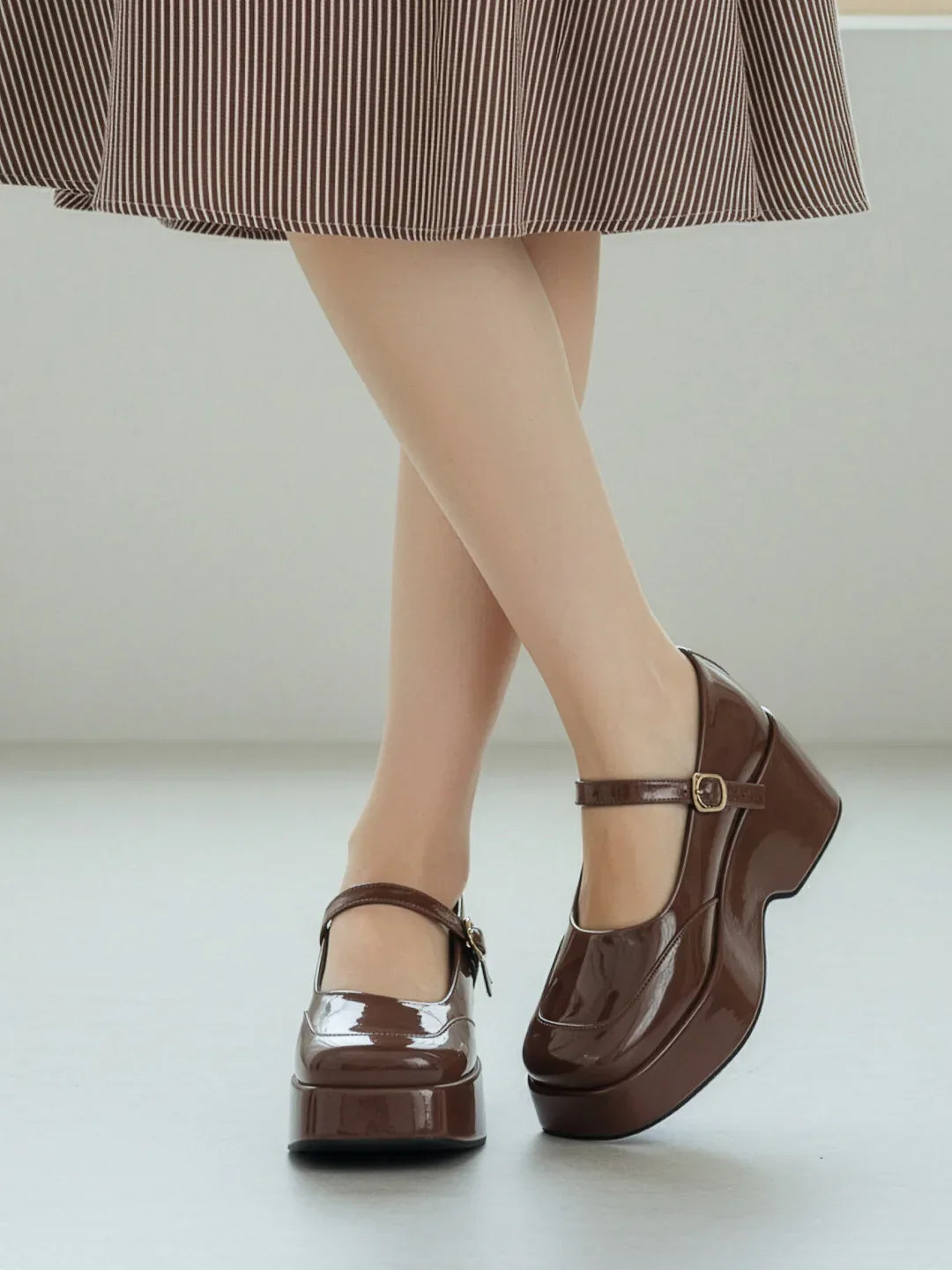 Glossy Strap Platform Heel Pumps