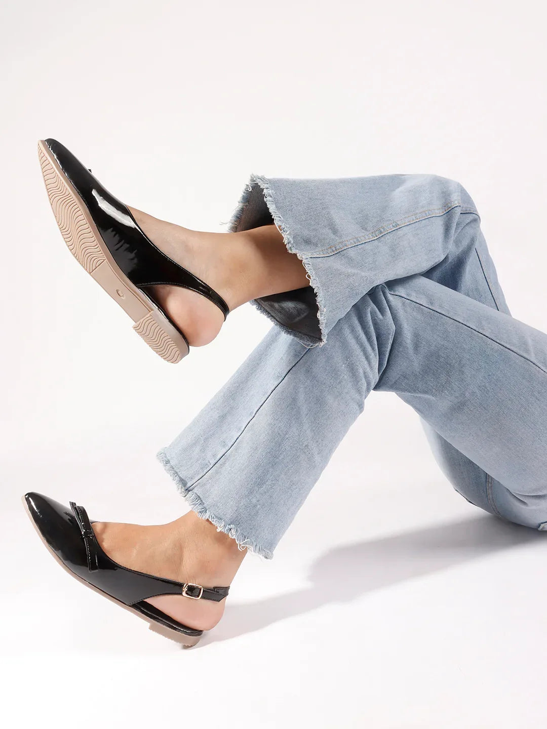 Glossy Pointed Toe Slingback Flat Mules