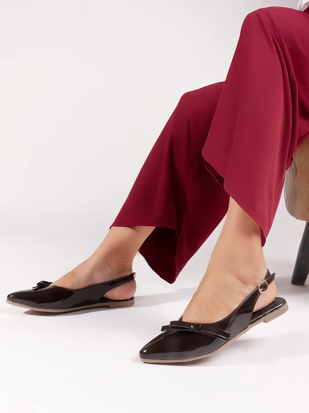 Glossy Pointed Toe Slingback Flat Mules