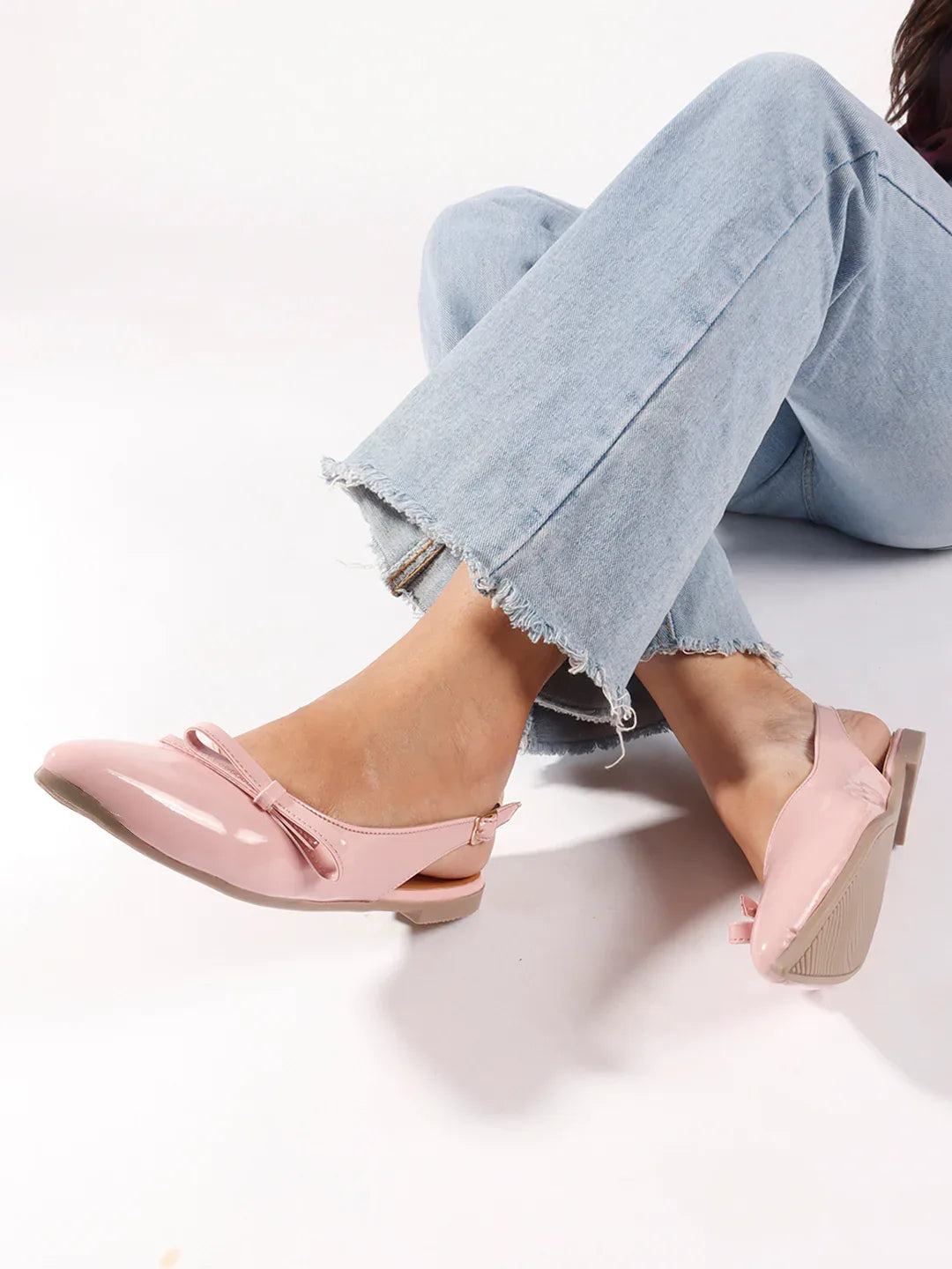Glossy Pointed Toe Slingback Flat Mules