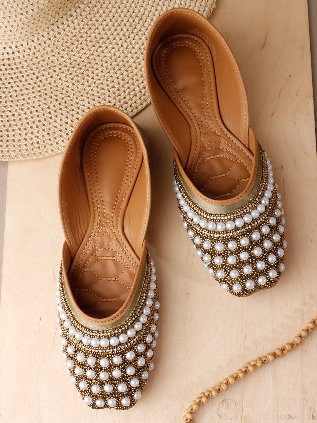 Pearl Embellished Ethnic Mojris bellies