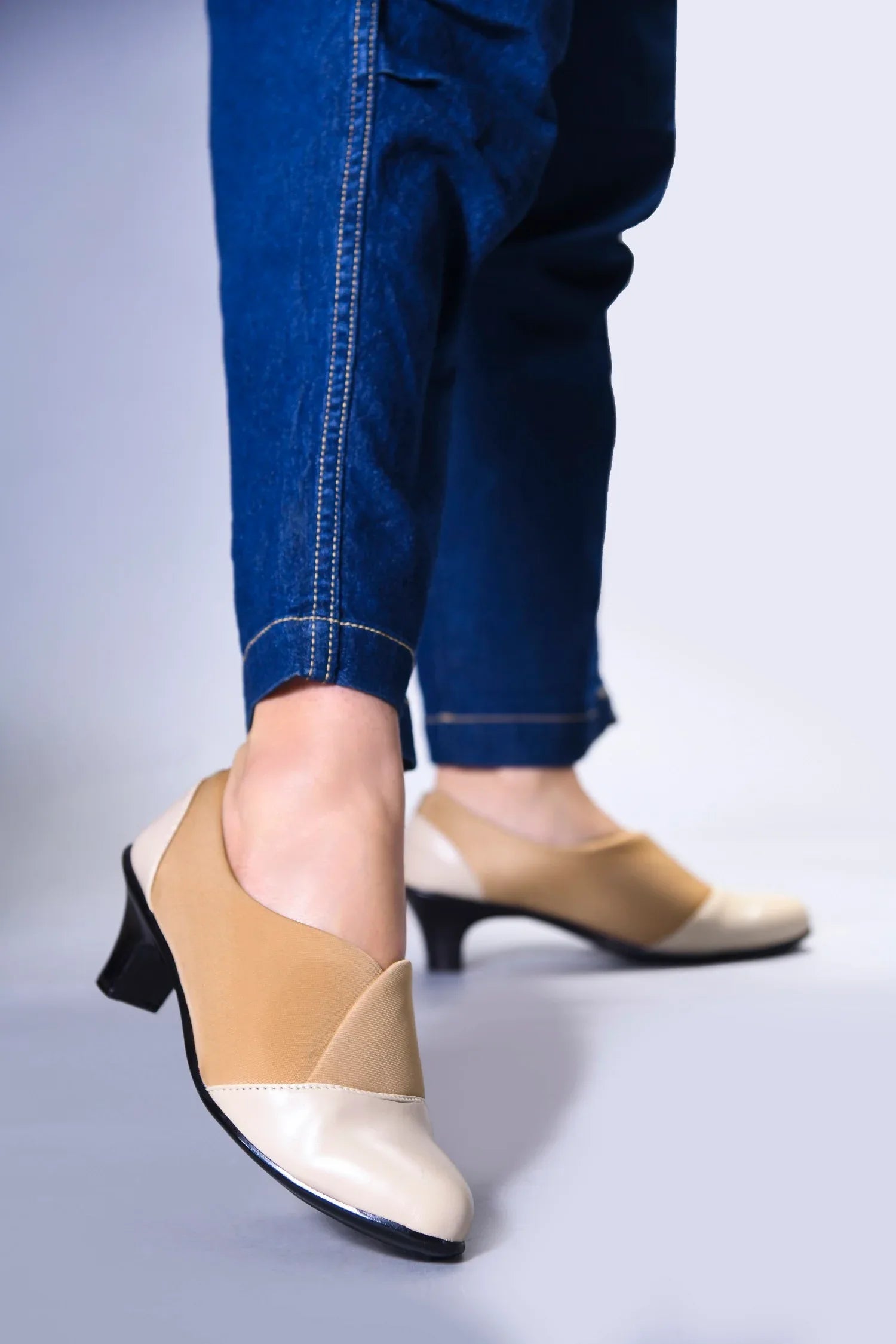 Classic Two-Tone Formal Pumps