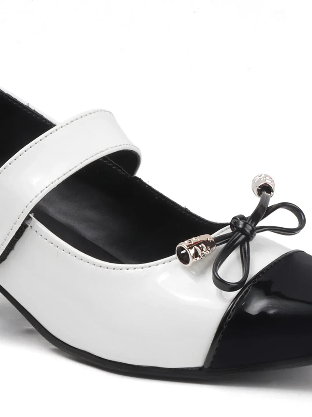 Classic Strap Detail Mid Heel Shoes