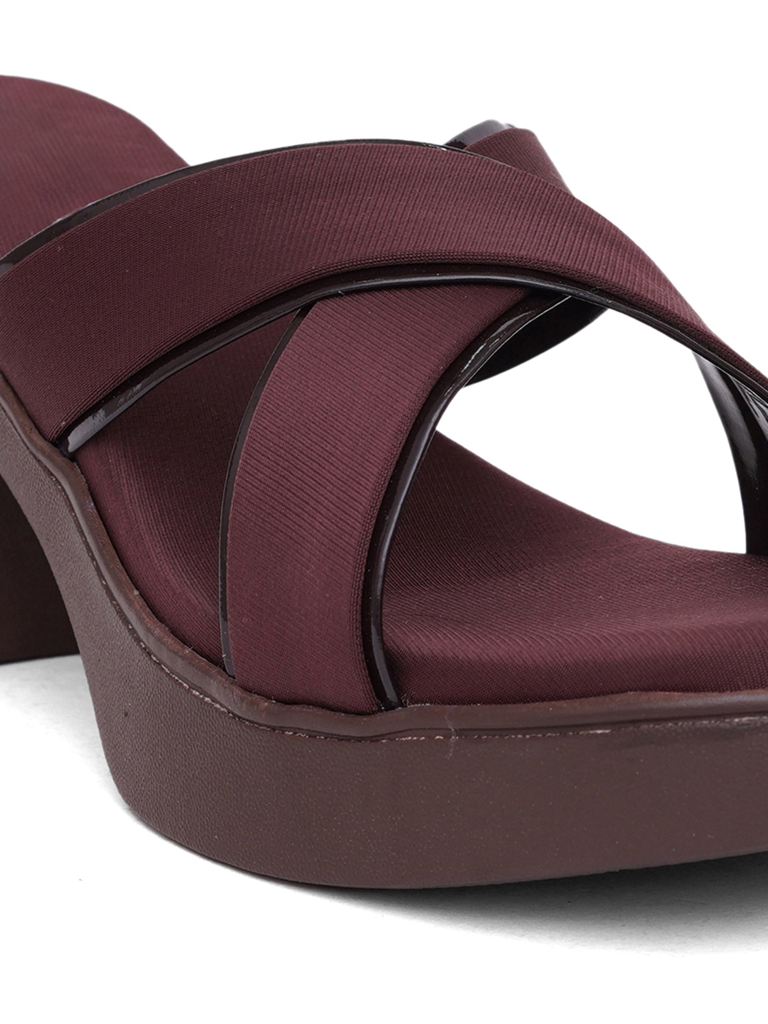 Stylish Cross-Strap Block Heel Sandals
