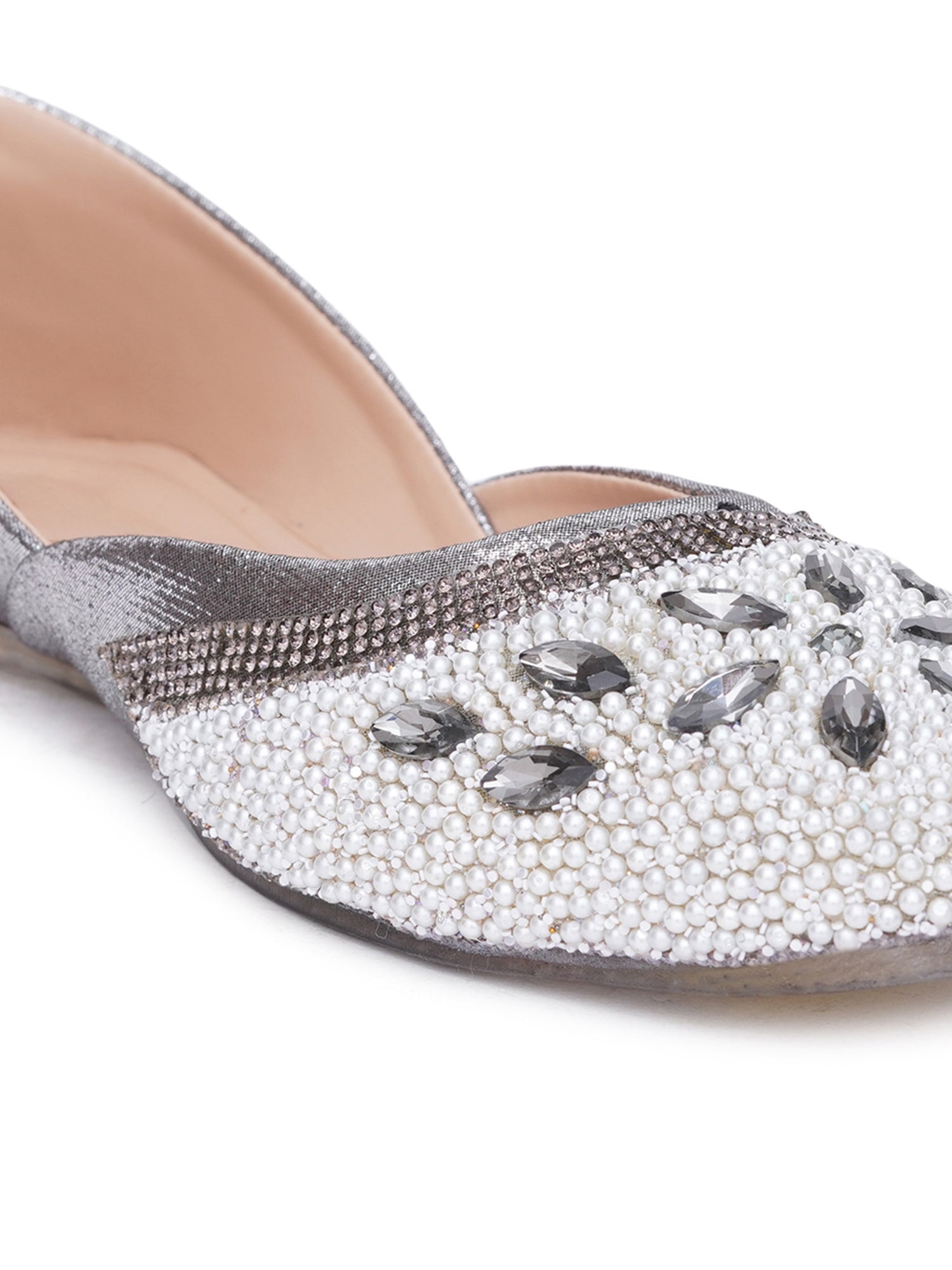 Floral Spark pearls & stone Embellished Ethnic Juttis