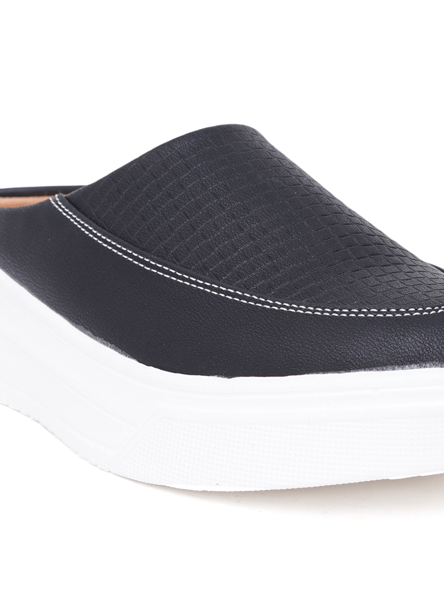 Texture Ease Slip-Ons Platform Slip-On Sneakers
