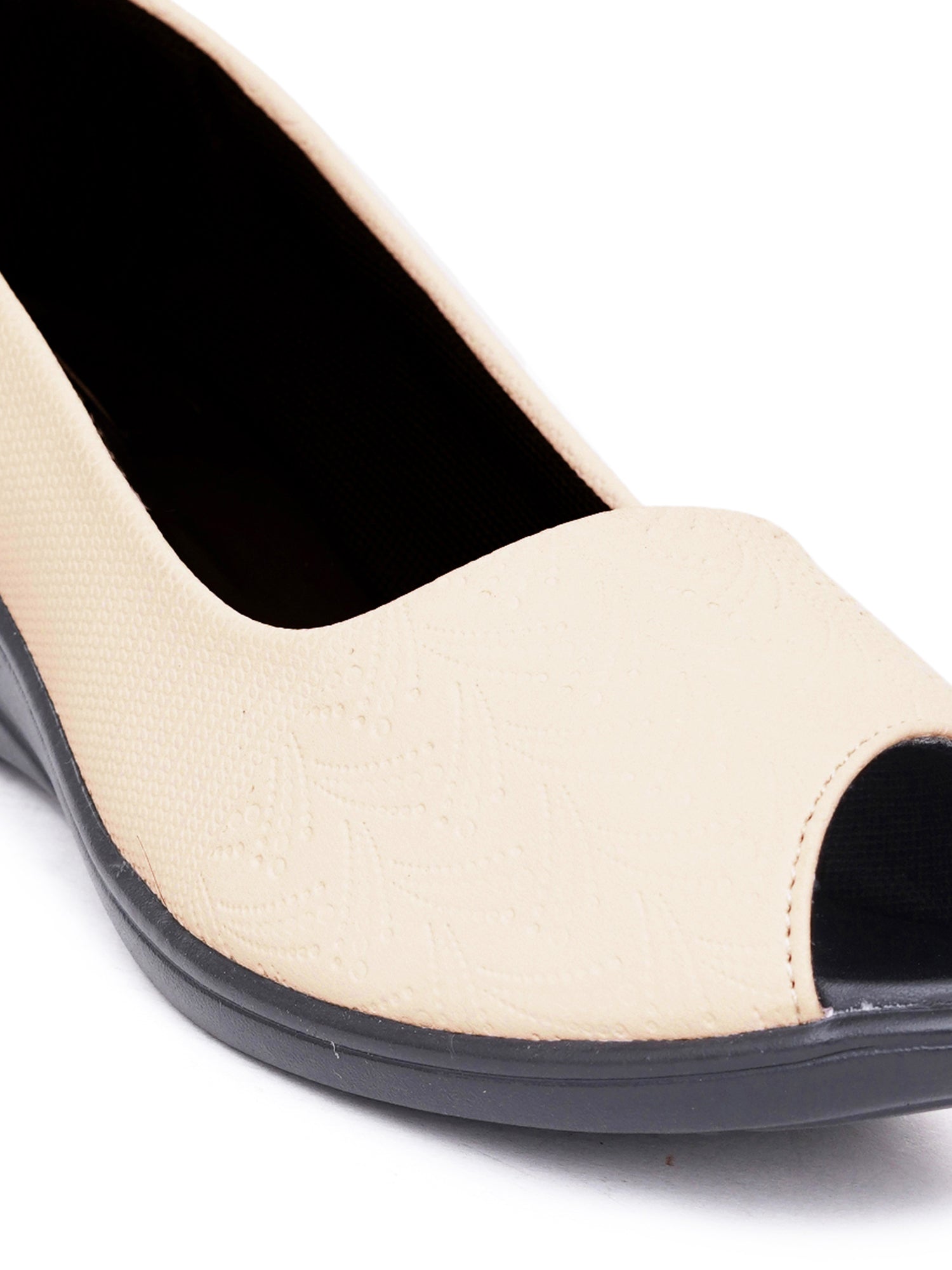 Cloud Comfort Peep-Toes Wedge