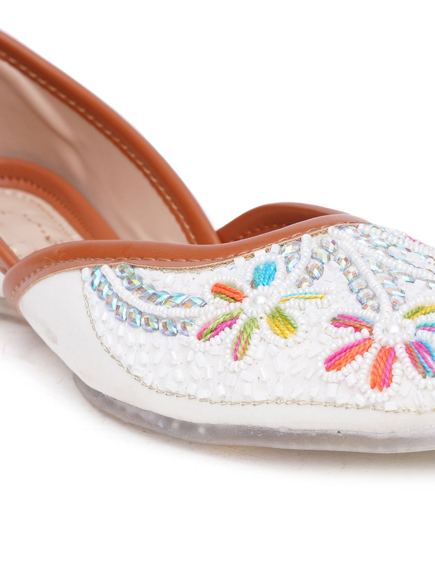 Daisy Charm Colorful Floral Embroidered Traditional Jutis