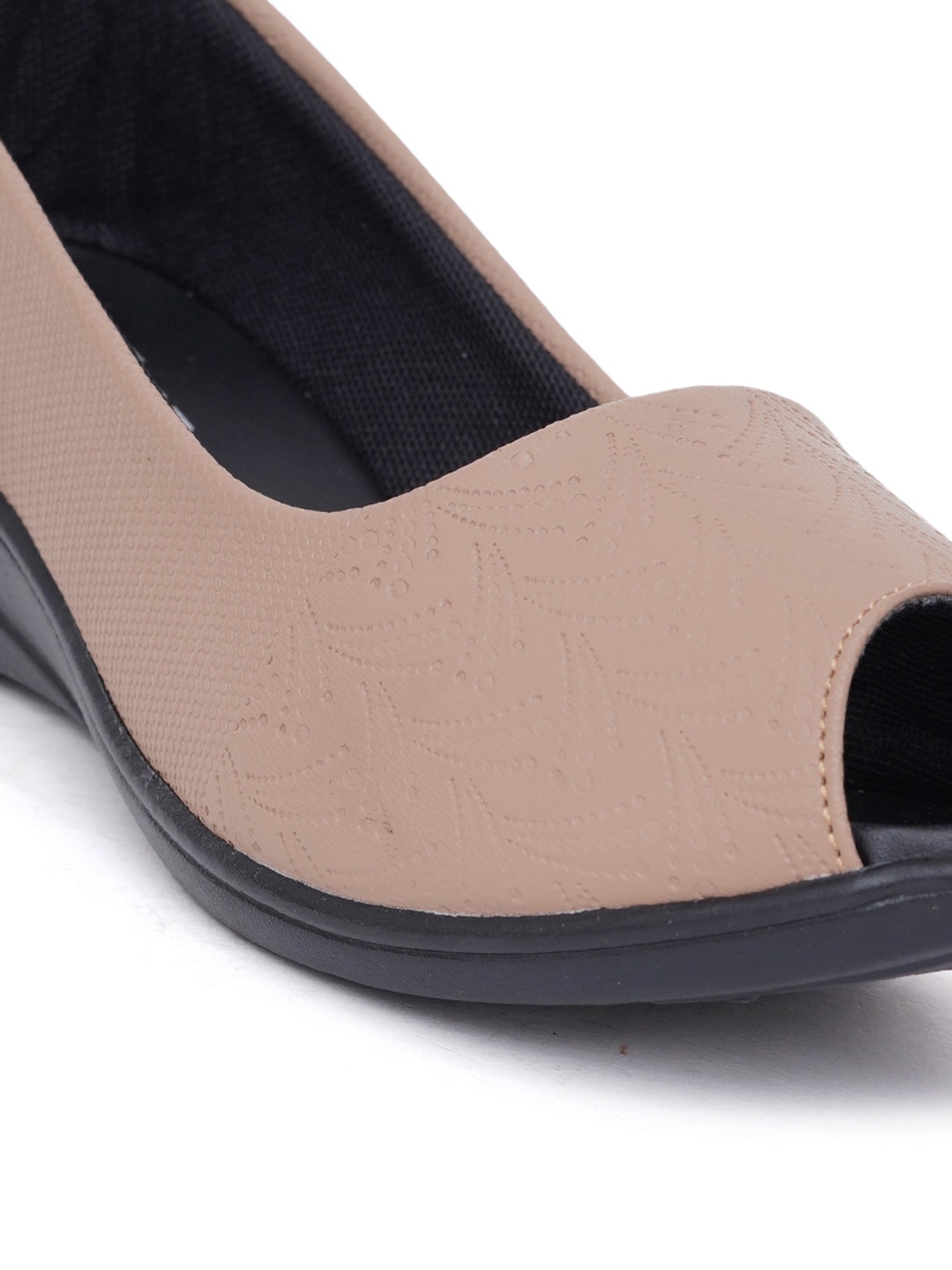 Cloud Comfort Peep-Toes Wedge