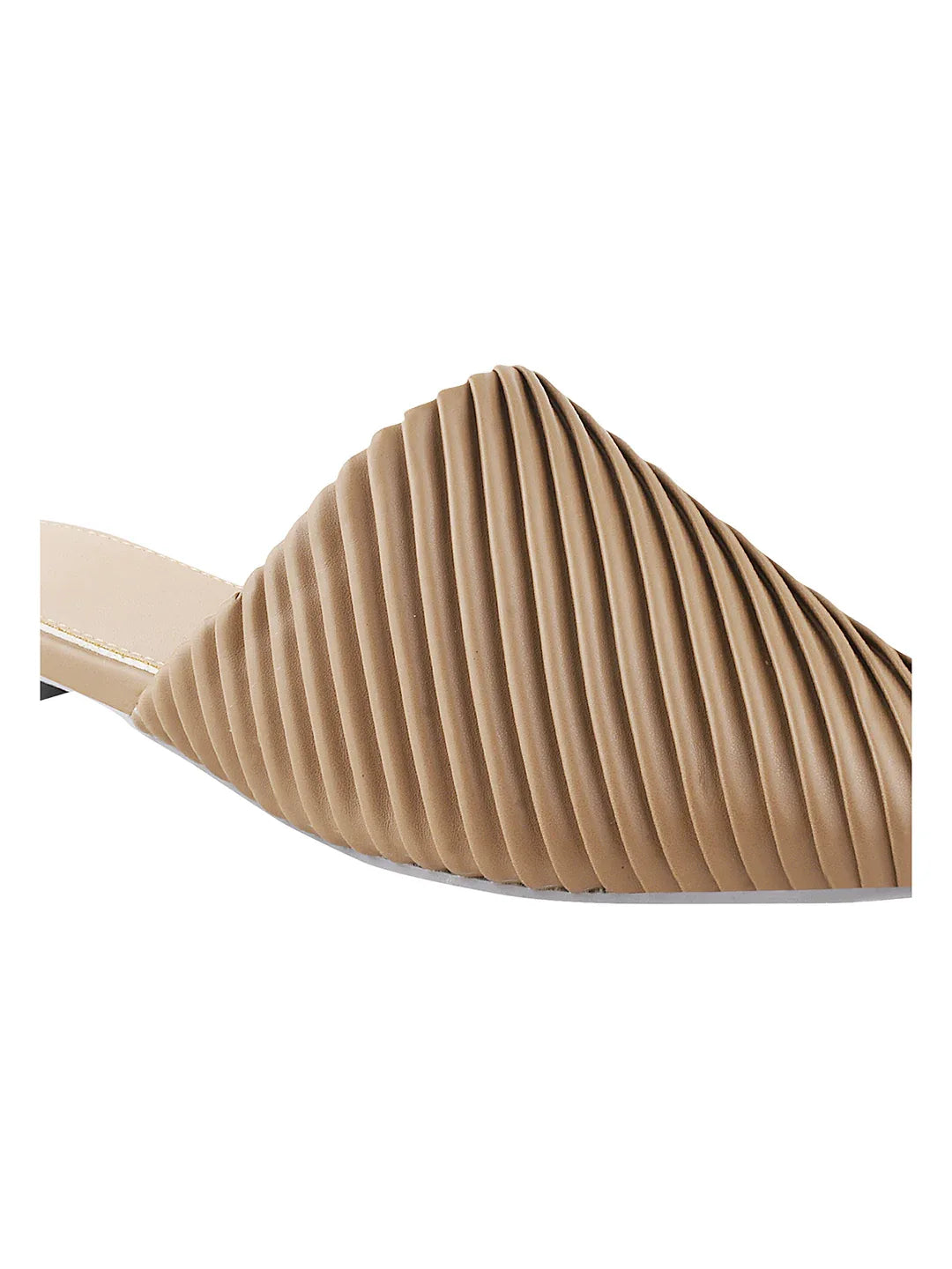 Modern Ribbed Finish Pointed Toe Mules