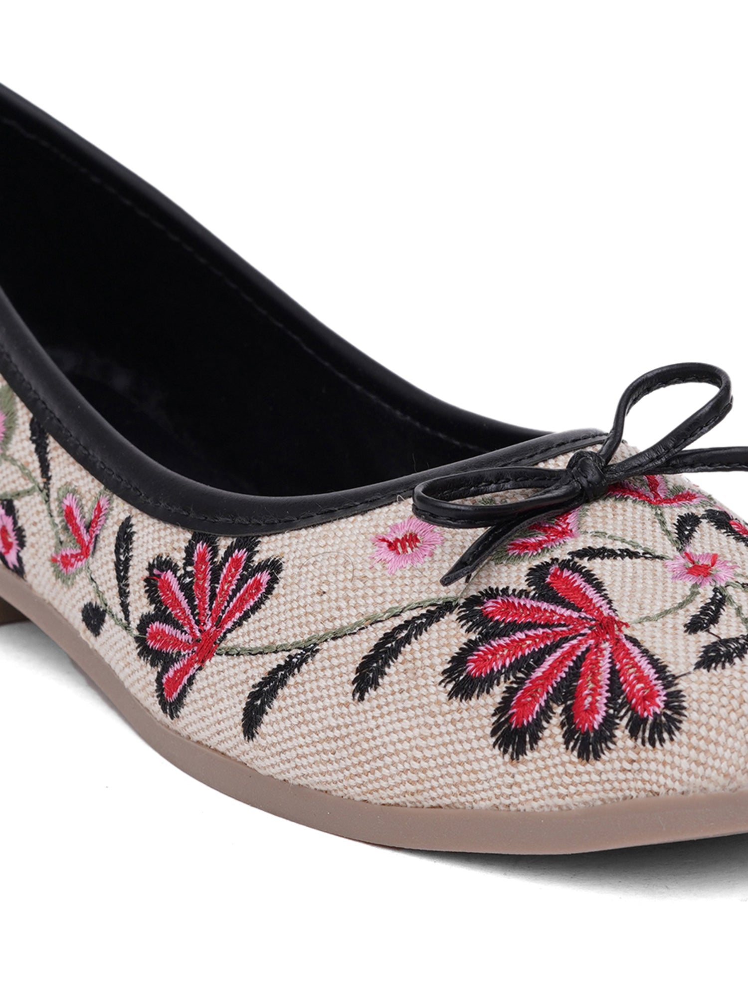Aroma Floral Embroidered Ballet Flats