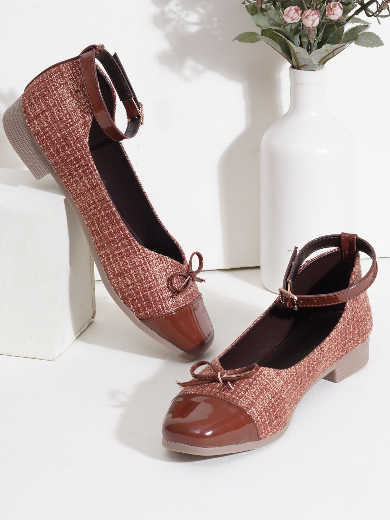 Elegant Tweed Texture Ballet Pumps Bellies with Ankle Strap