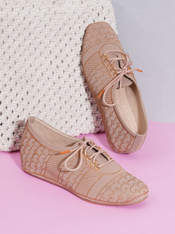 Textured Women's Lace-Up Oxford Casual Shoes