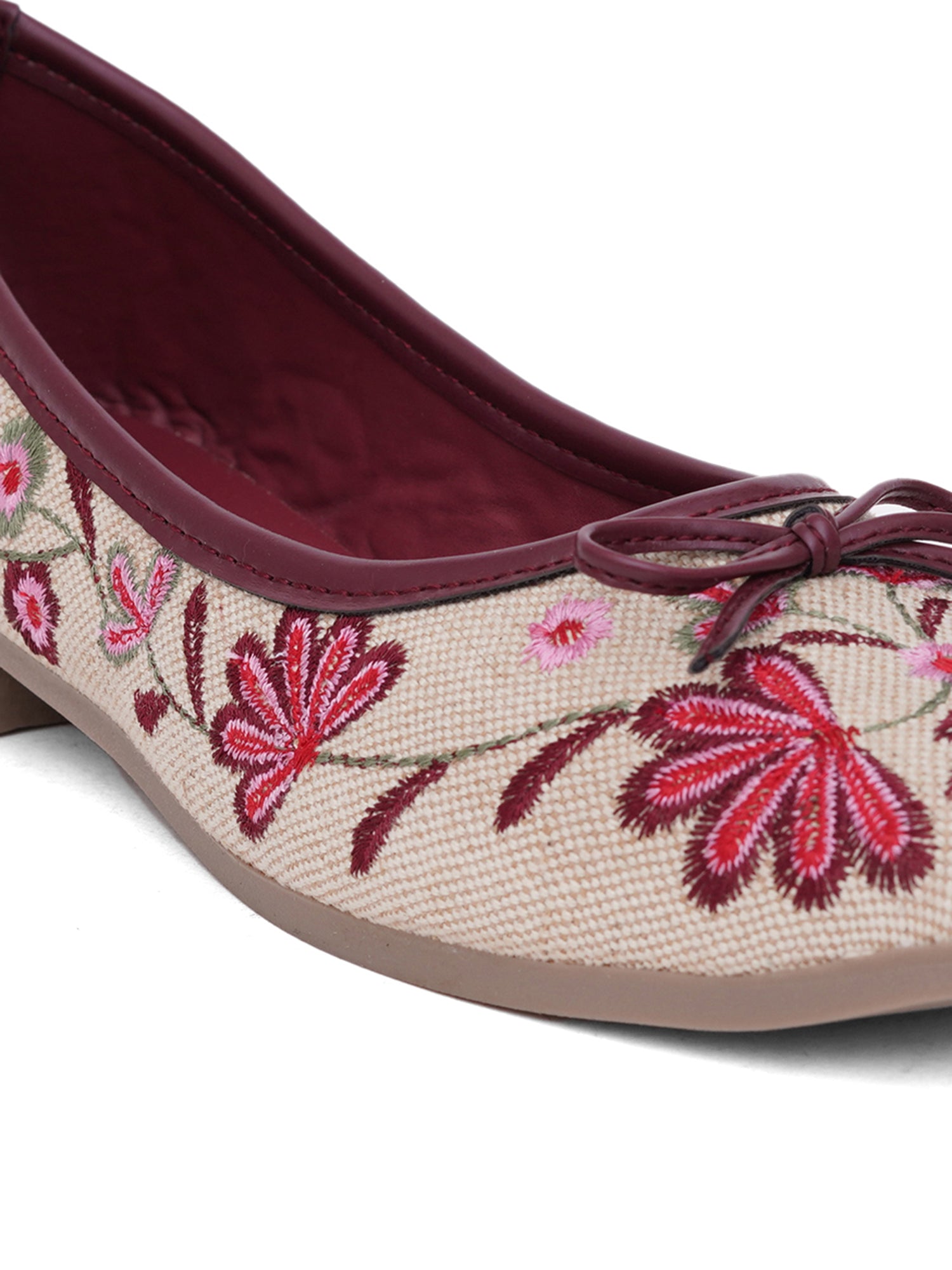 Aroma Floral Embroidered Ballet Flats