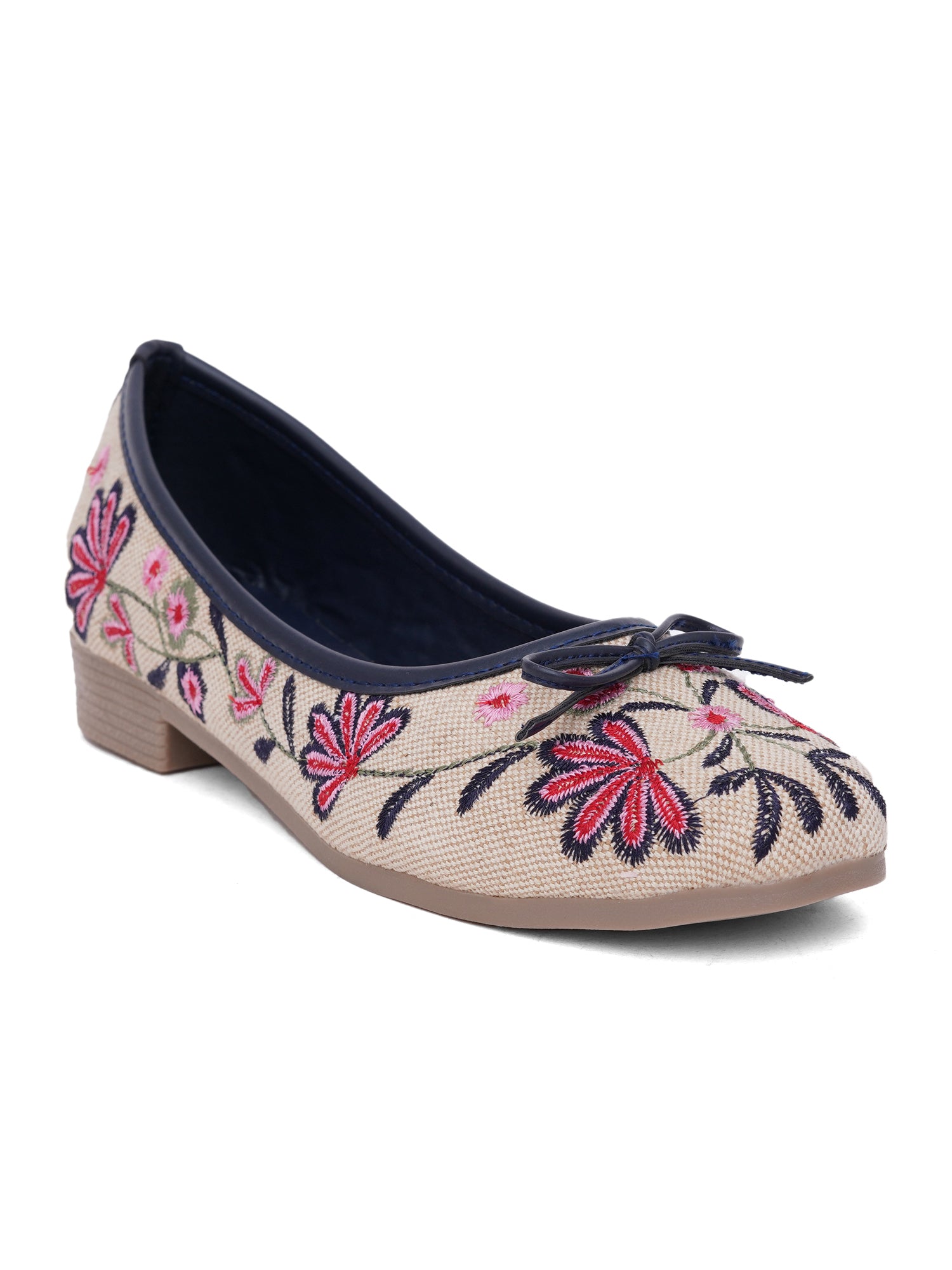 Aroma Floral Embroidered Ballet Flats
