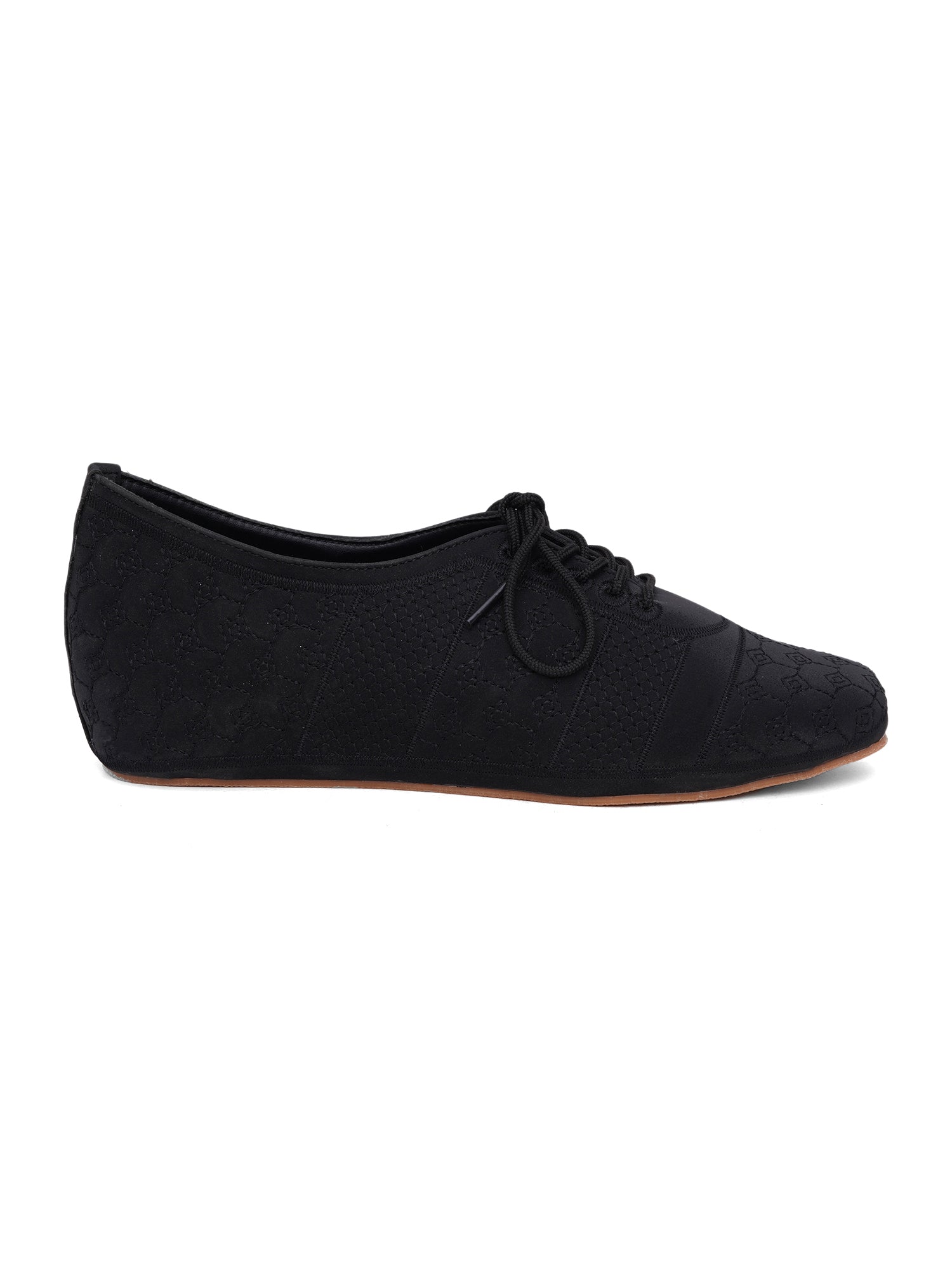 Textured Women's Lace-Up Oxford Casual Shoes