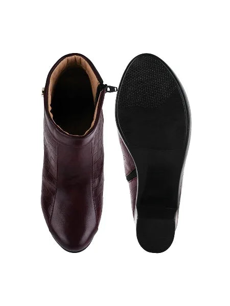 Classic Quilted Ankle Boots with Side Zip for Women