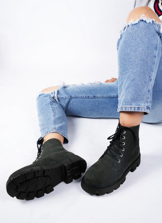 Women’s Winter Lace-Up Ankle Boots