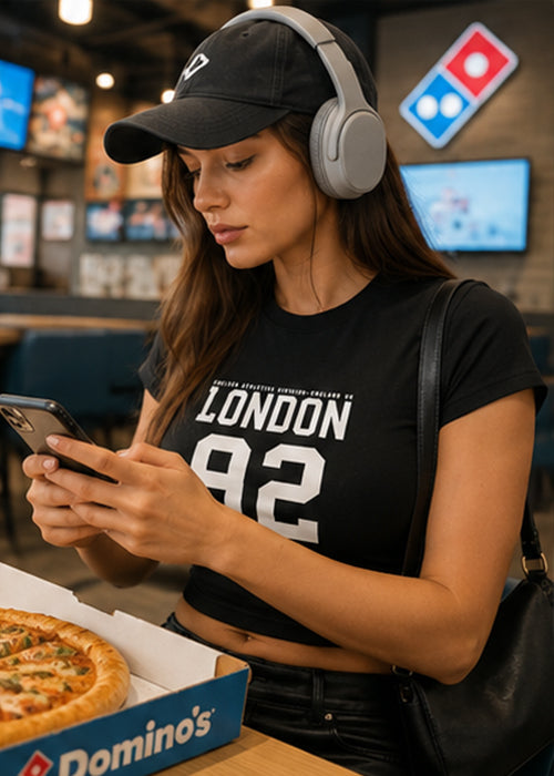 Fitted Sporty Graphic Crop T-Shirt – London 92 Print-Black