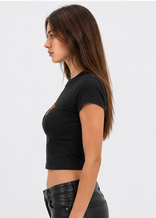 Leopard Star Graphic Slim Fit Crop Top – Black