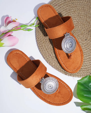Minimal Ethnic Toe-Ring Flats