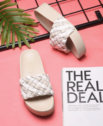 Ribbed Strap Platform Slides
