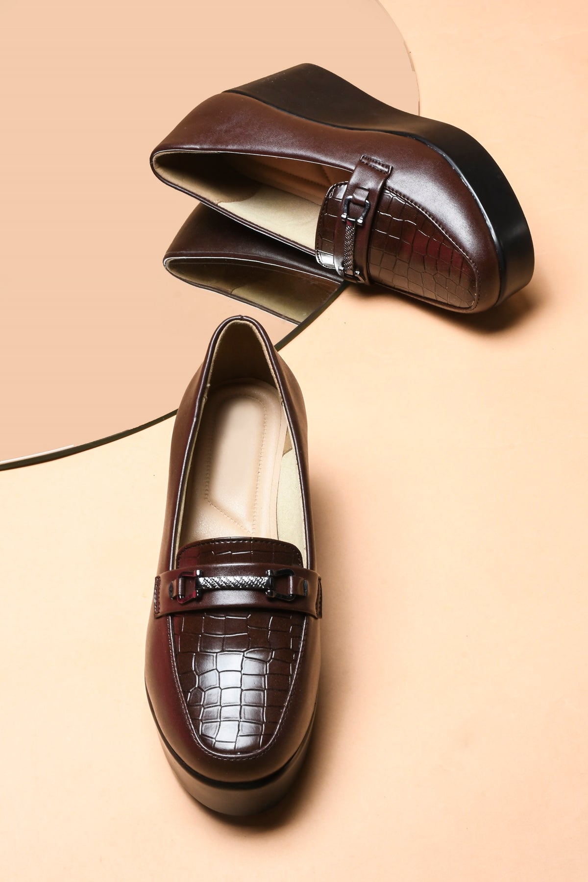 Classic Croc-Textured Office Wear Wedge Loafers