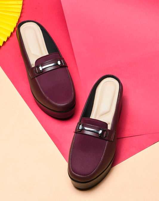 Minimal Buckle Wedge Loafers