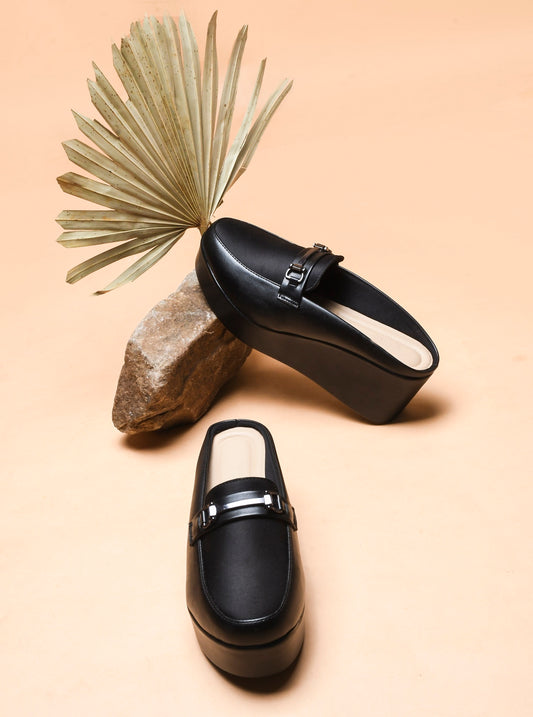 Minimal Buckle Wedge Loafers
