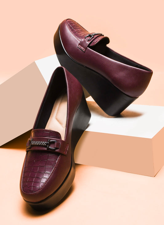 Classic Croc-Textured Office Wear Wedge Loafers