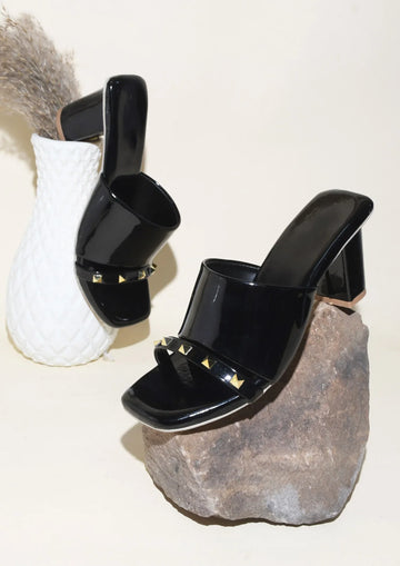 Classic Textured Block Heel Pumps