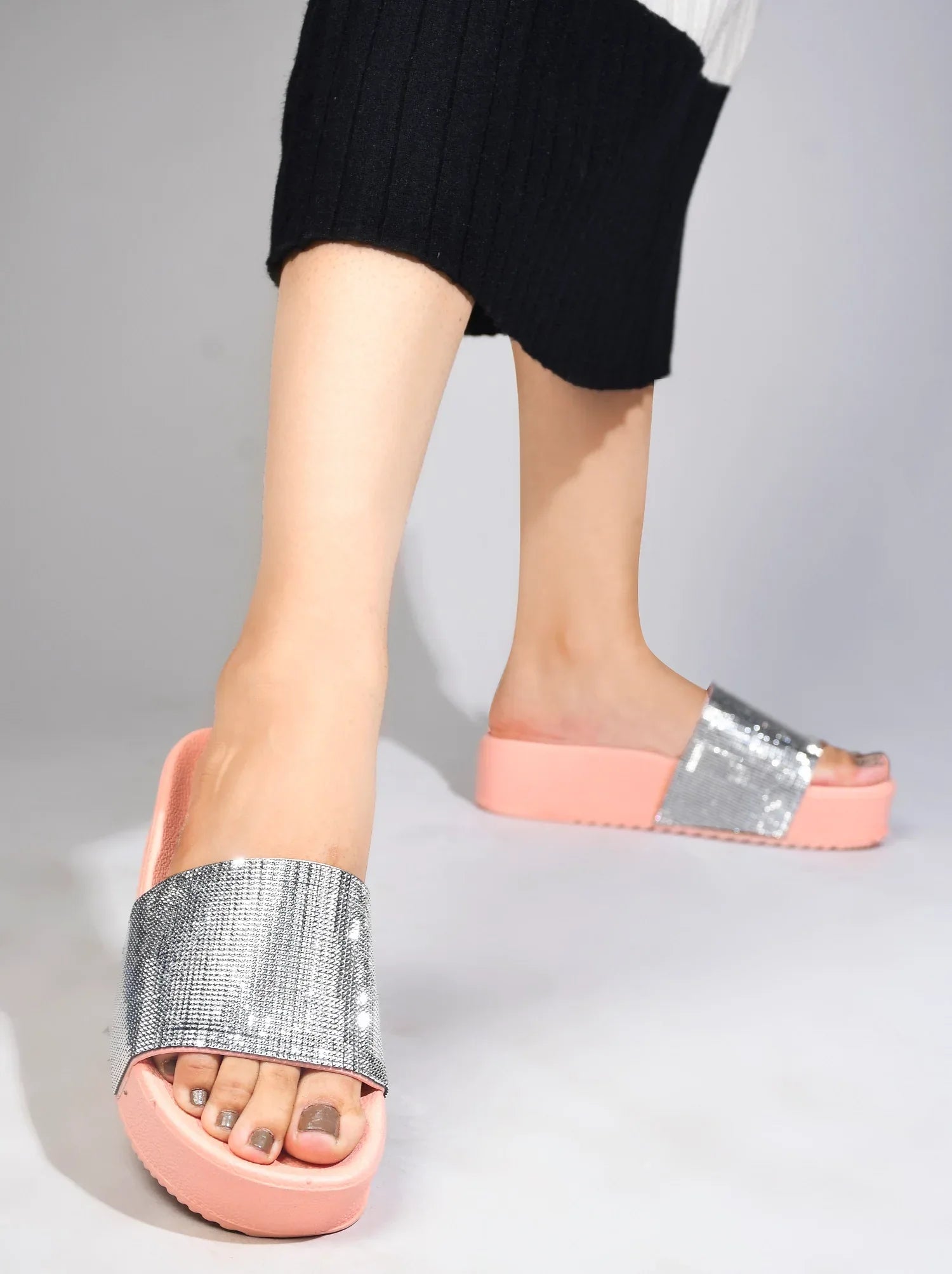 Textured Wide Strap Slides