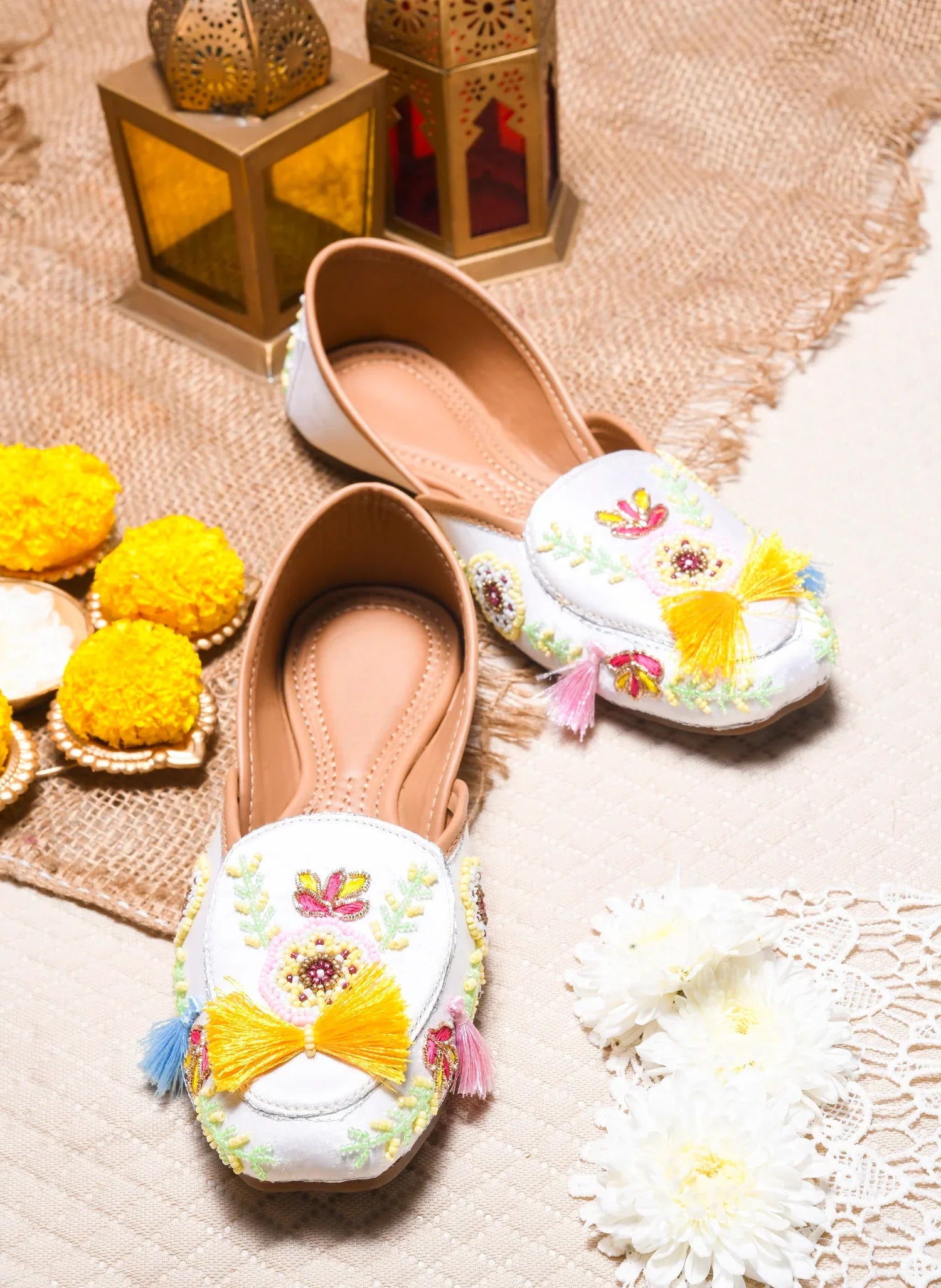 Floral Thread Embroidered Wedge Juttis