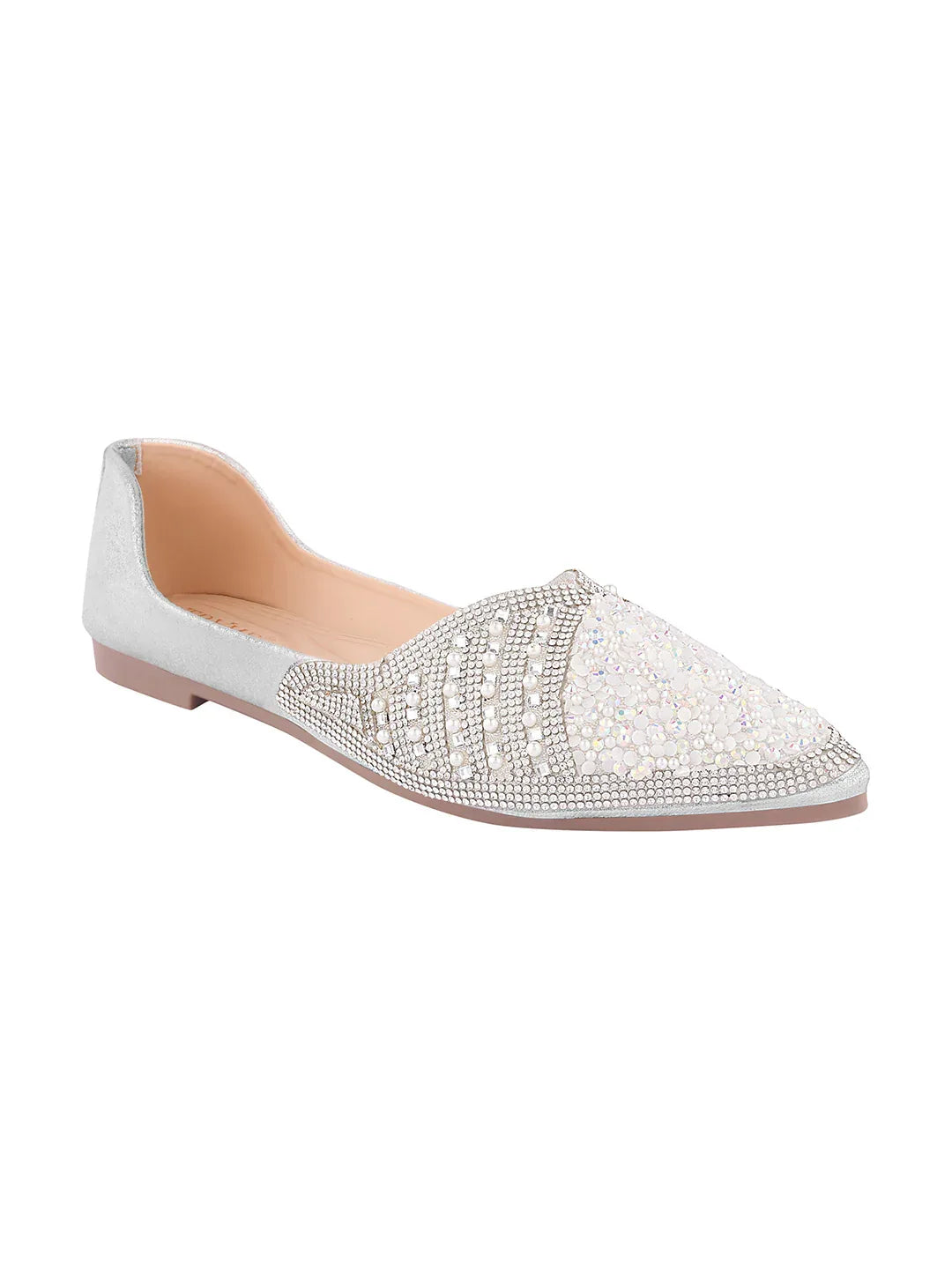 TRYME Floral Embellished Stone Beaded Women's Festive Juttis